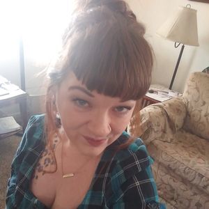 Meet your Posher, Paula